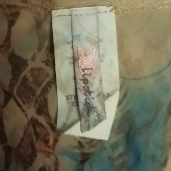 Lipstick Dress Low Cut Overlapping V-Neck Size Med, Elbow Length Sleeves Exotic - Picture 11 of 12